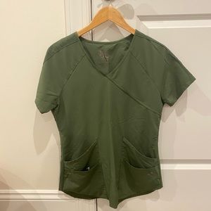Barco one scrub set in Olive green